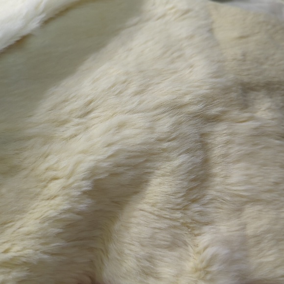 Gianni Versace Couture Vintage Fur Vest in Soft Yellow - Picture 5 of 10